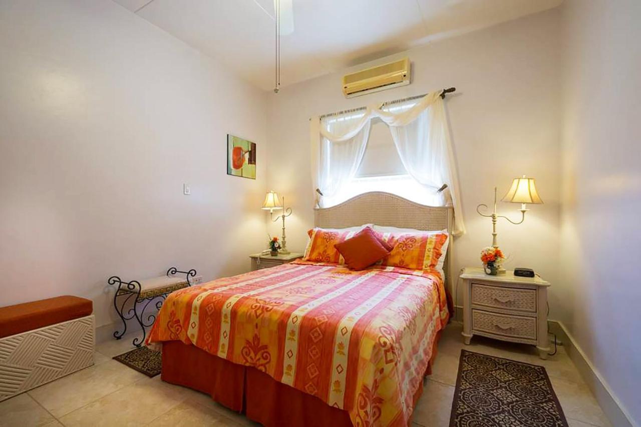 Welcome To The Unpretentious And Breezy Graceville, Steps Away From The Beach Saint James Eksteriør billede